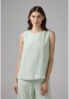 Sleeveless Textured Top