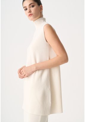 Basic Sleeveless Knitted Top