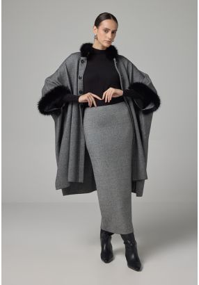 Knitted Straight Cut Solid Skirt