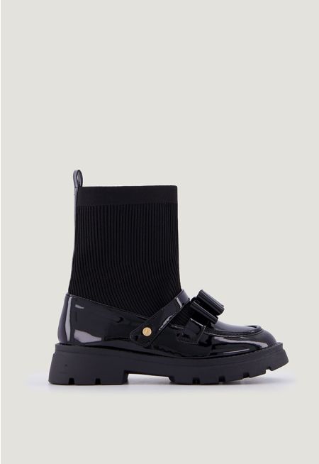 Knit-Detailed Leather Boots