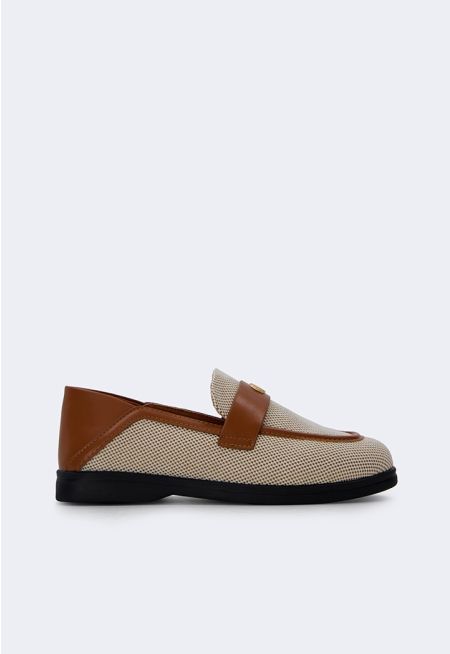 Round Toe Woven Knit Loafer