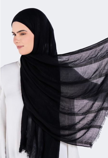 حجاب بلون متدرج و بتفاصيل بدرزات 