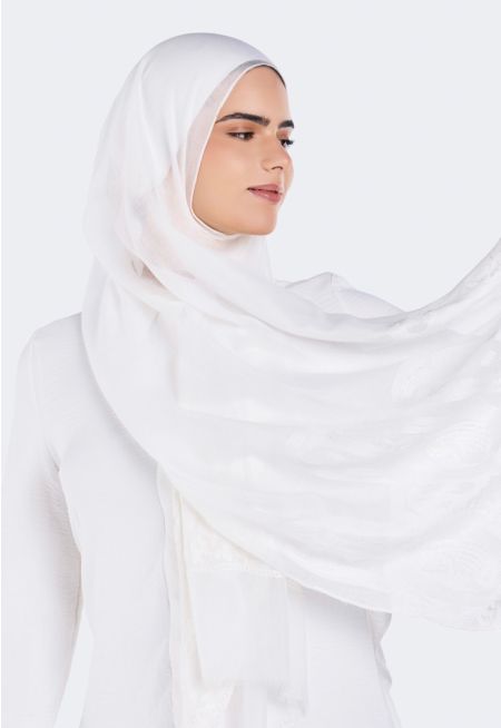 حجاب سادة مجعد بتفاصيل بدرزات 