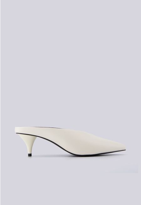Pointed Toe Leather Mules