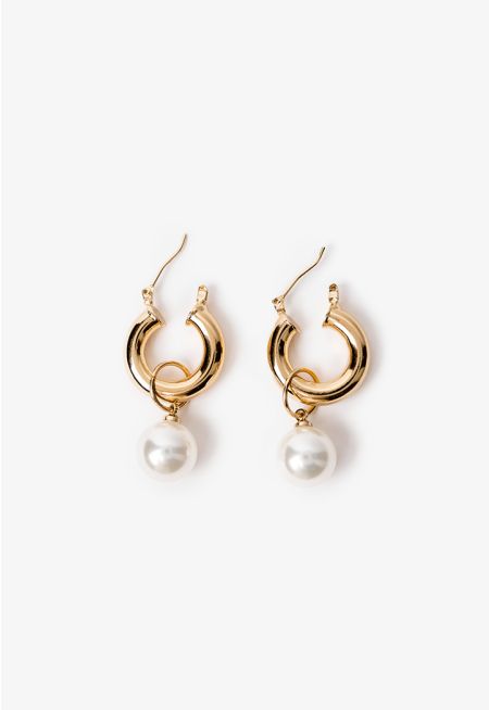 Faux Pearls Earrings