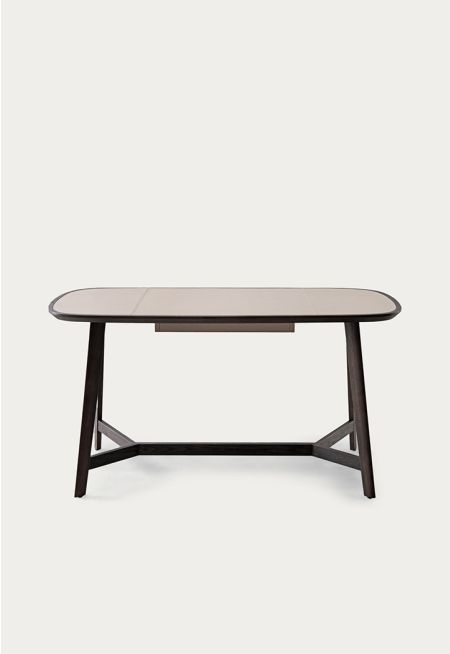 Table 1600*700*745 mm