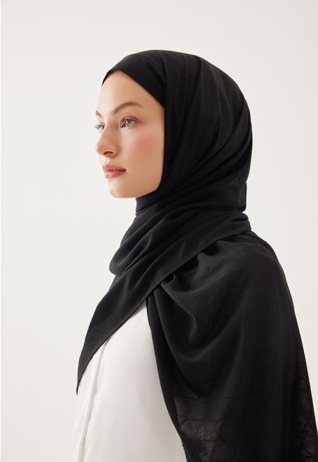 حجاب سادة بنمط ألماسي