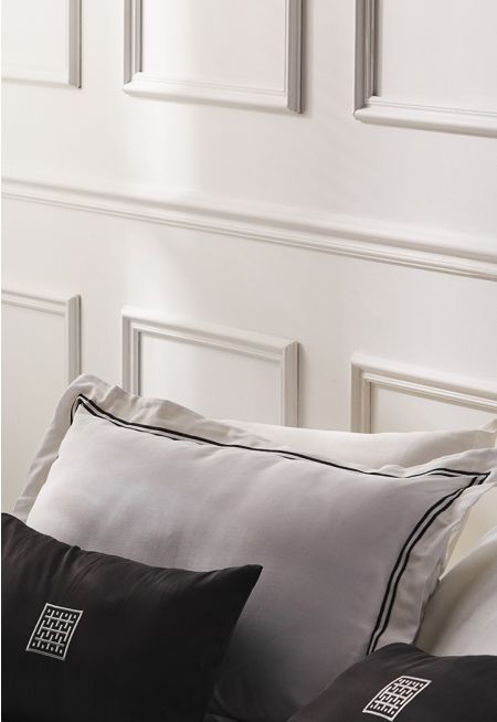 PILLOWCASE WITH PIPING (50*70 CM)
