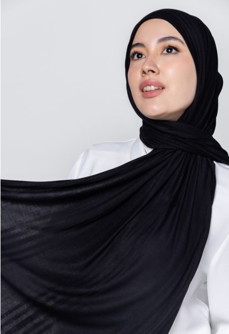 حجاب ناعم مخطط
