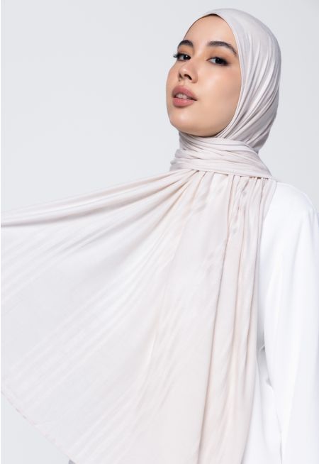 حجاب ناعم مخطط