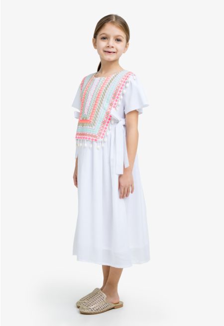 Embroidered dress with Seashell Details