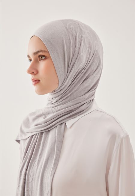 حجاب أنيق بنمط