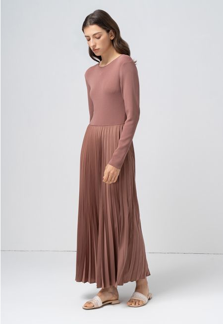 Long Sleeves Pleated Maxi Dress