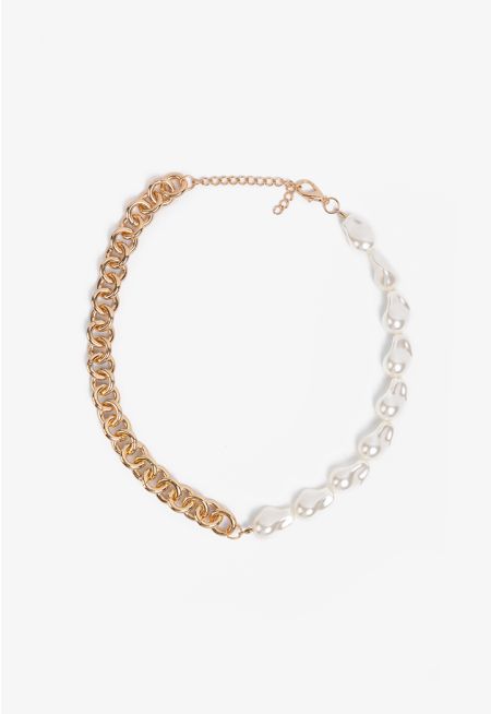 Faux Pearls Embellished Chains Necklace