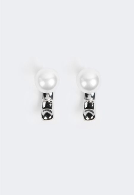 Faux Pearls Hoop Earrings