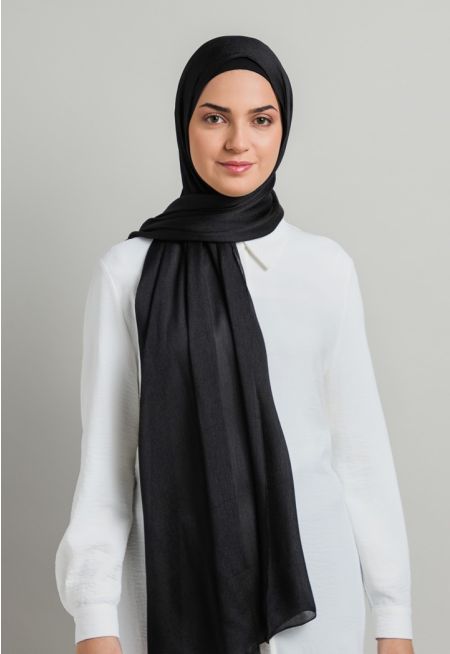 حجاب أيقوني لامع