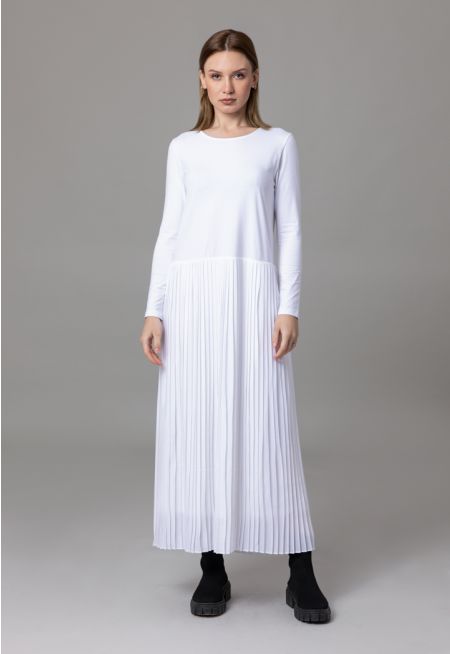 Round Neck Long Sleeves Pleated Basic Dress