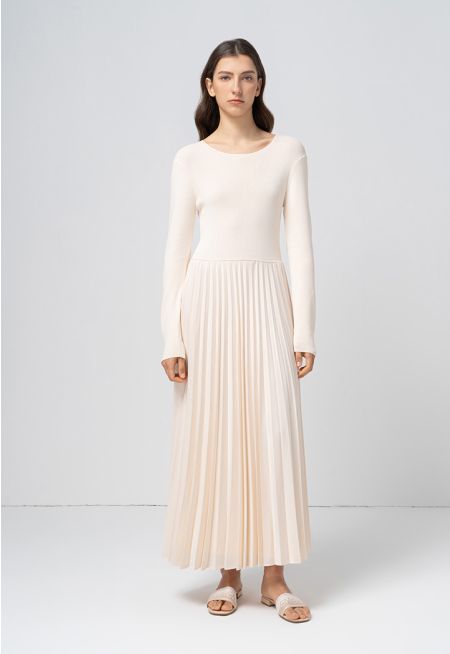 Long Sleeves Pleated Maxi Dress