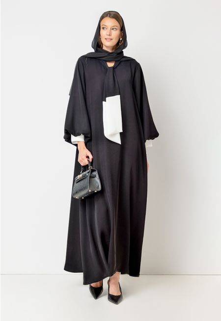 Contrast Tie Neck Relaxed Fit Abaya