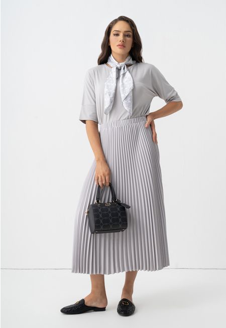 Solid Pleated Skirt