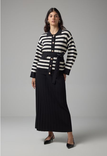 Solid Knitted Pleated Maxi Skirt