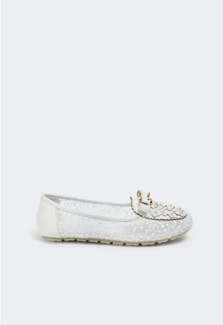 Faux Pearl Embellished Lace Ballerina