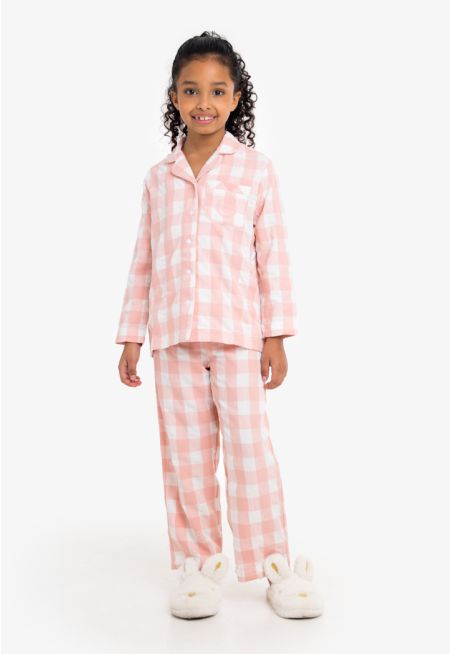 Checkered Long-Sleeved Pajama Set