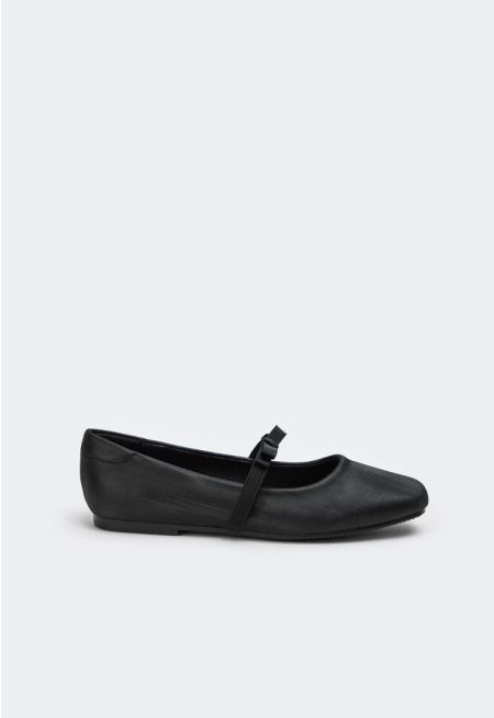 Classic Solid Flat Strap Shoes